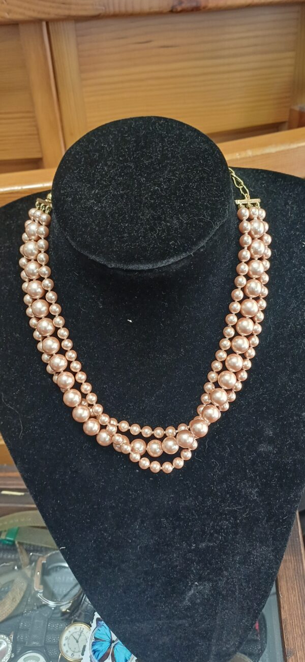 COLLANA 3 FILI PERLE ROSA - immagine 3