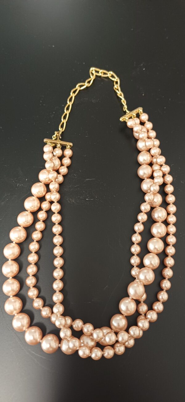COLLANA 3 FILI PERLE ROSA